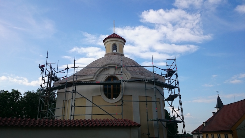 Středokluky kaple sv. Kříže krytina prejz leseni