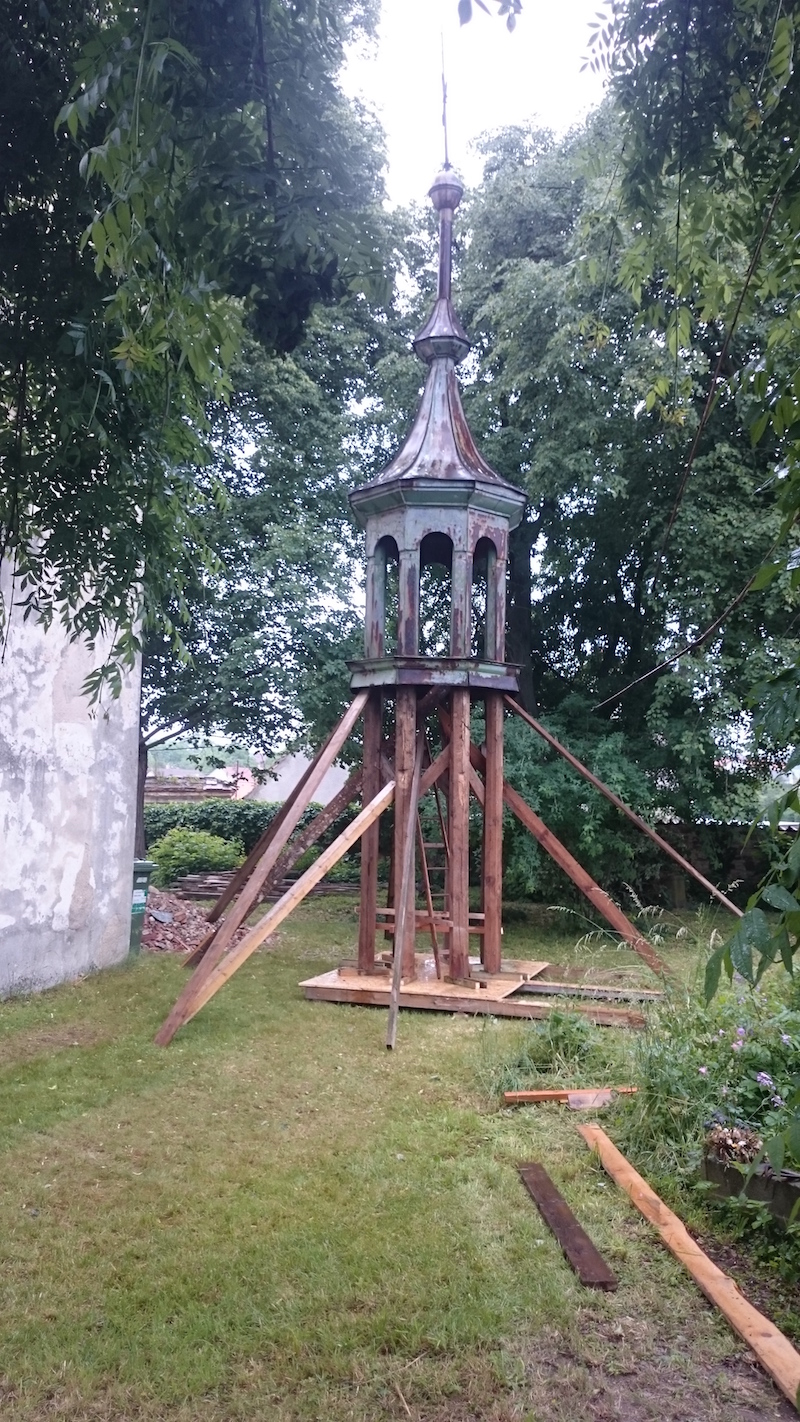Svárov kostel sv. Lukáše krytina prejz vez